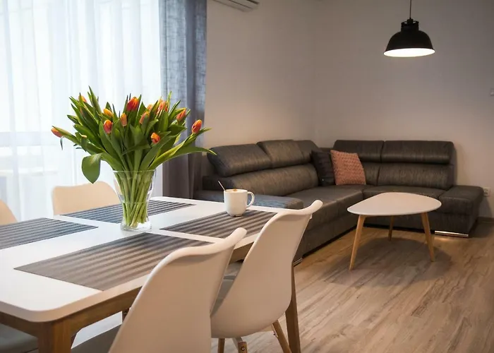 Apartament F&J